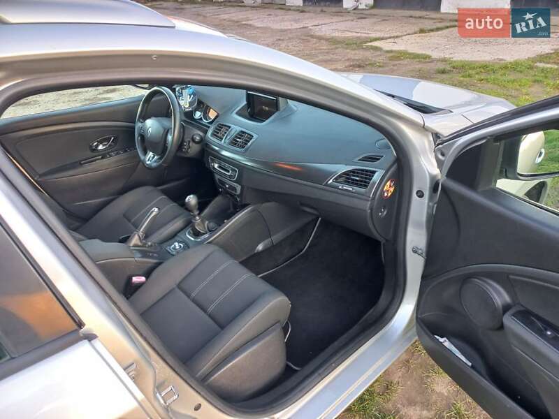 Універсал Renault Megane 2014 в Мурованих Курилівцях
