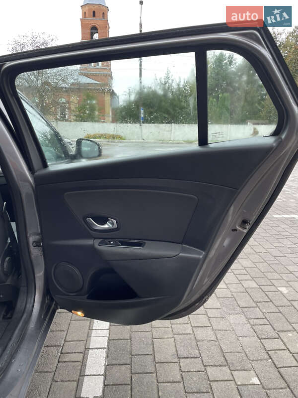 Универсал Renault Megane 2010 в Староконстантинове фото 14 Универсал Renault Megane 2010 в Староконстантинове