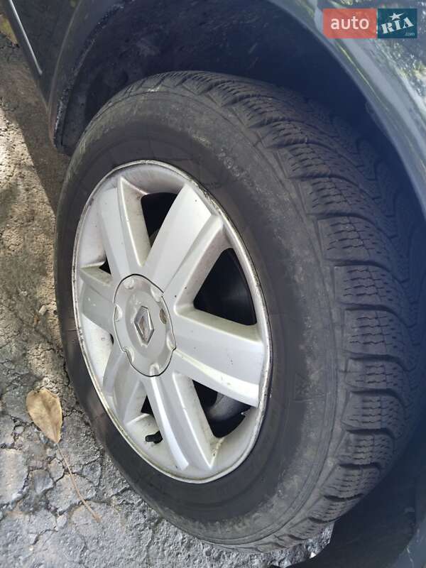 Седан Renault Megane 2004 в Подольске фото 6 Седан Renault Megane 2004 в Подольске