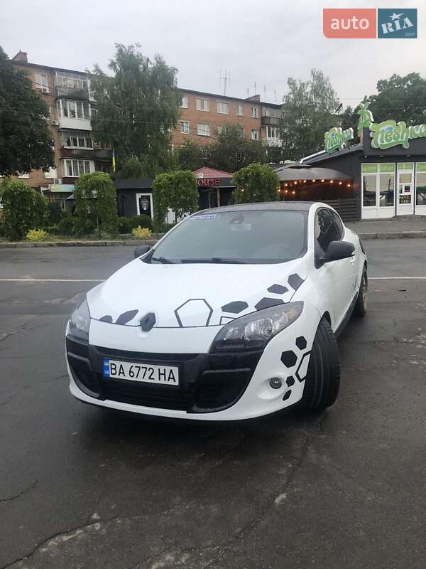 Купе Renault Megane 2011 в Умани фото 15 Купе Renault Megane 2011 в Умани