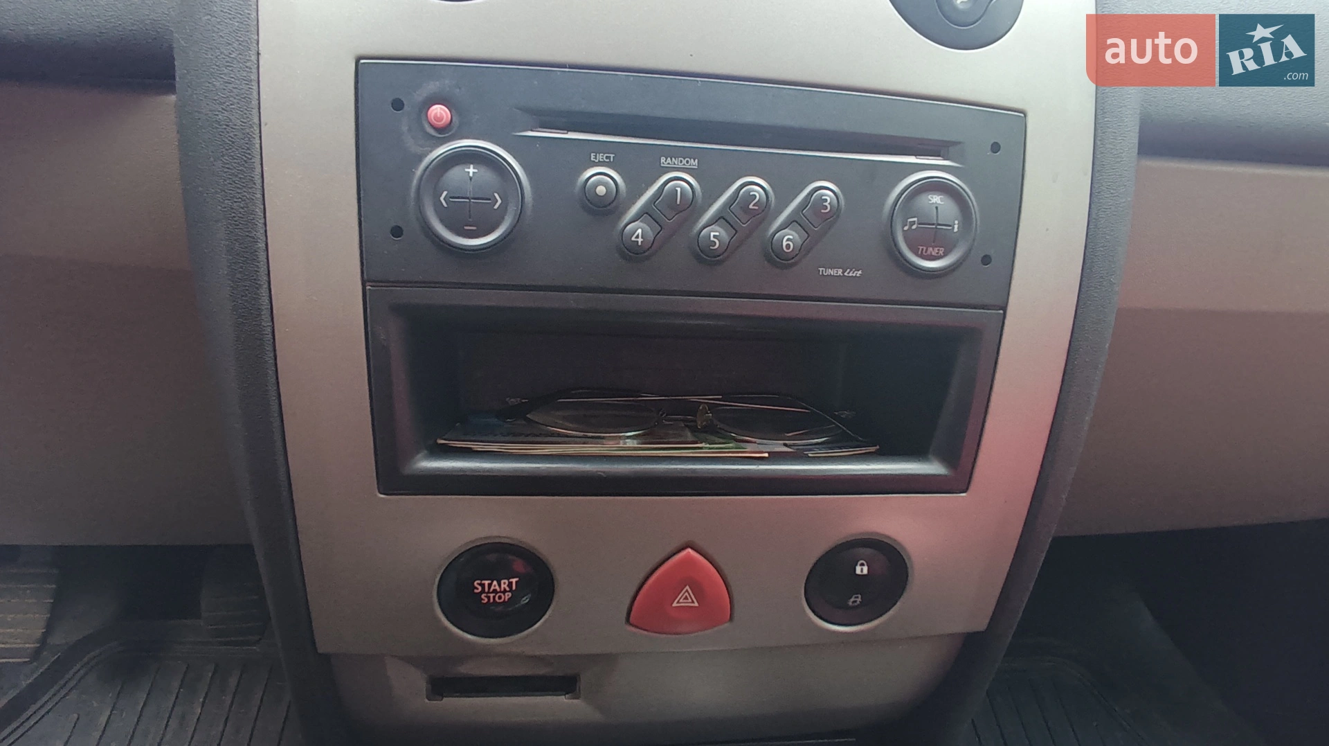 Renault Megane 2003 VIN VF1LM0C0H30022994 фото оголошення 18 з 25