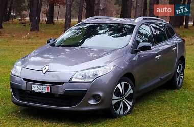 Универсал Renault Megane 2011 в Смыге