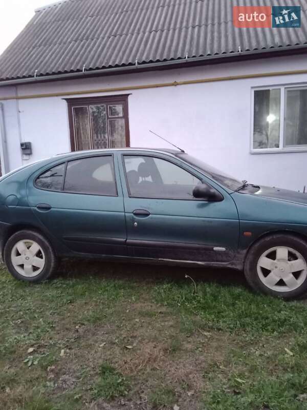 Седан Renault Megane 1996 в Коростені