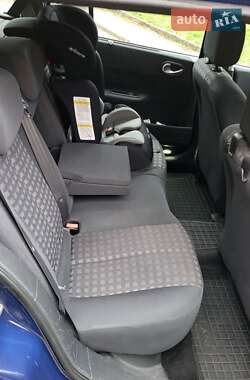 Универсал Renault Megane 2006 в 