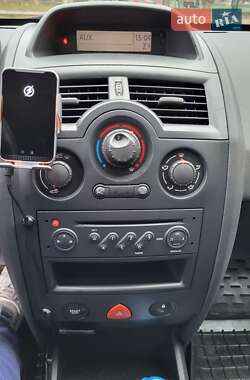 Универсал Renault Megane 2006 в 