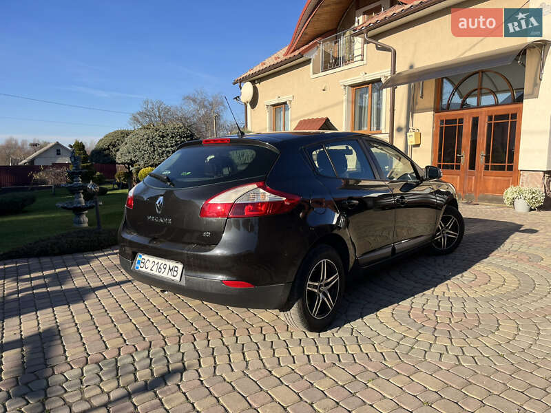 Хэтчбек Renault Megane 2009 в Николаеве фото 7 Хэтчбек Renault Megane 2009 в Николаеве