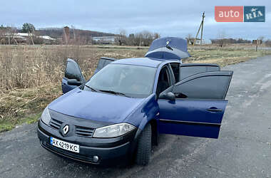 Хэтчбек Renault Megane 2003 в Краснокутске