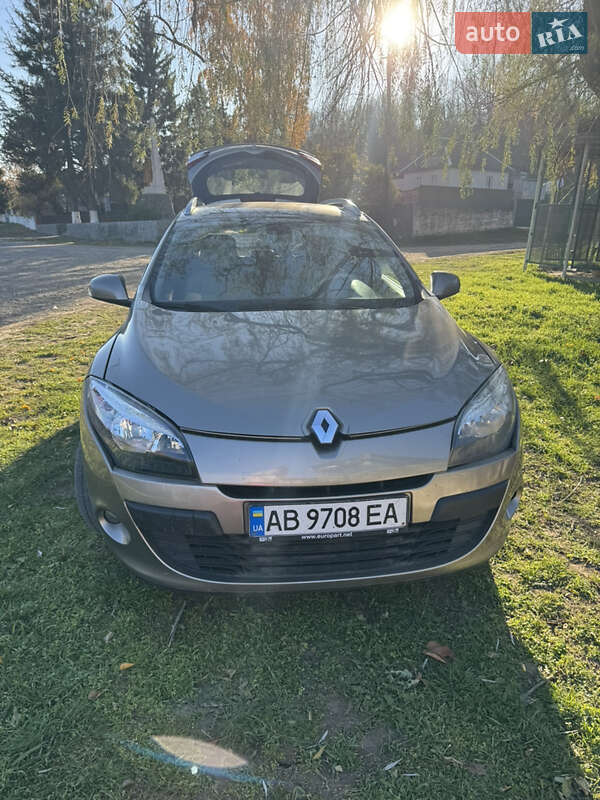 Универсал Renault Megane 2010 в 