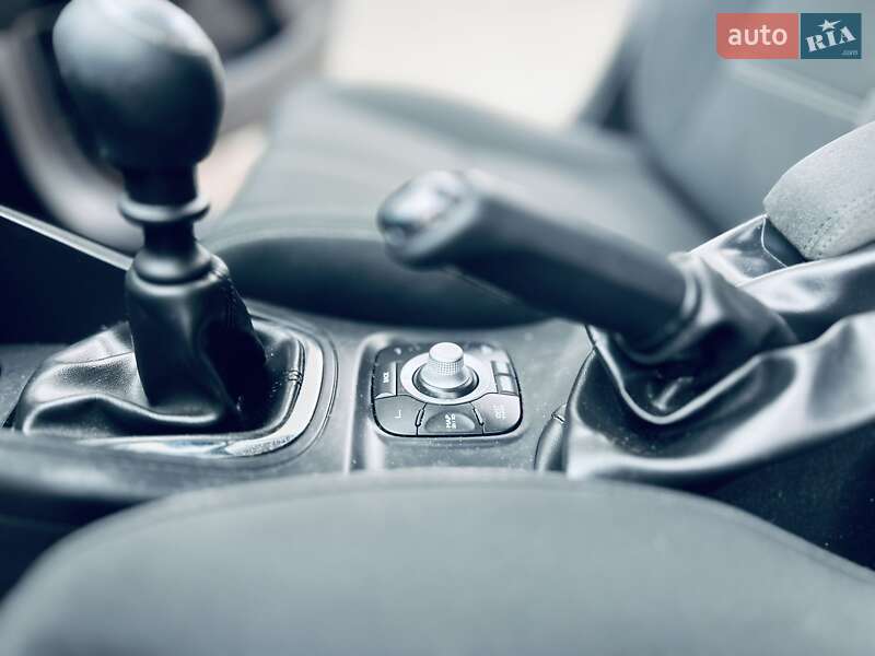 Универсал Renault Megane 2013 в Тернополе фото 4 Универсал Renault Megane 2013 в Тернополе