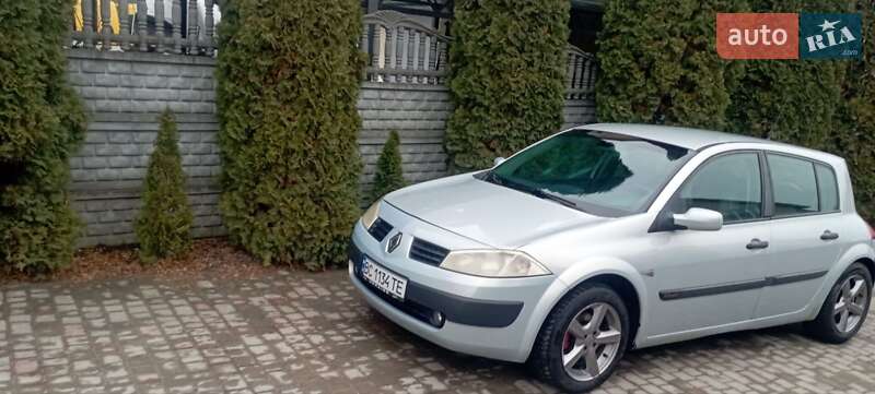 Хэтчбек Renault Megane 2004 в Золочеве