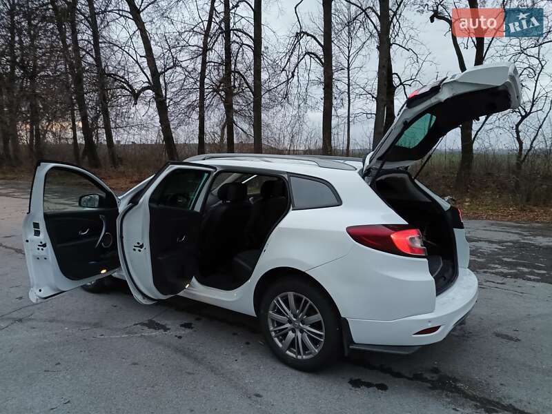 Універсал Renault Megane 2011 в Кореці