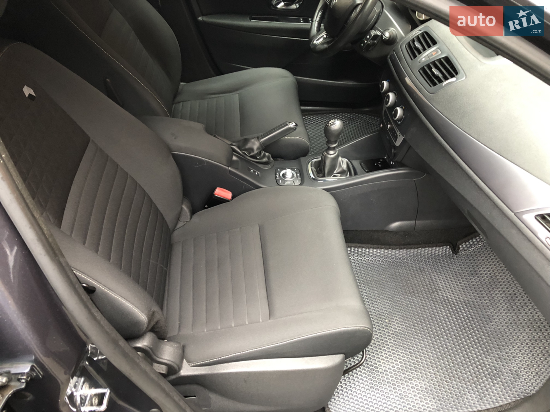 2015 Renault Megane - мініатюра 11