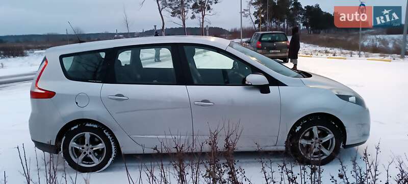 Минивэн Renault Megane 2011 в Киеве