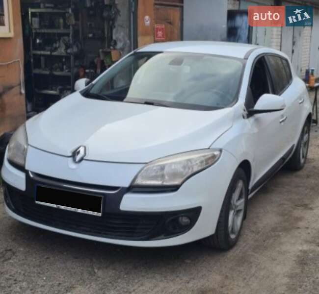 Хэтчбек Renault Megane 2012 в Киеве фото 15 Хэтчбек Renault Megane 2012 в Киеве