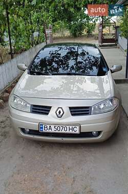 Кабриолет Renault Megane 2004 в Благовещенском