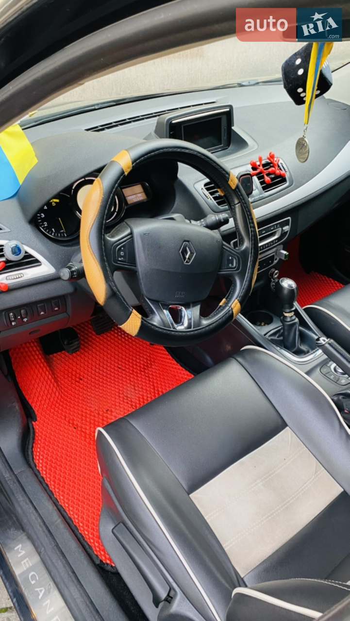 2013 Renault Megane - мініатюра 27