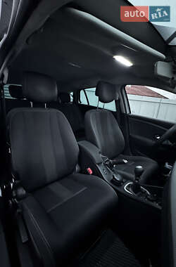 Универсал Renault Megane 2011 в 