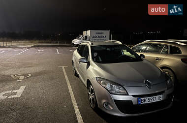 Универсал Renault Megane 2011 в 