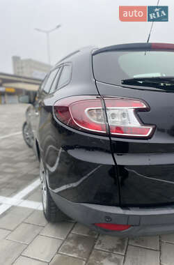 Универсал Renault Megane 2011 в 