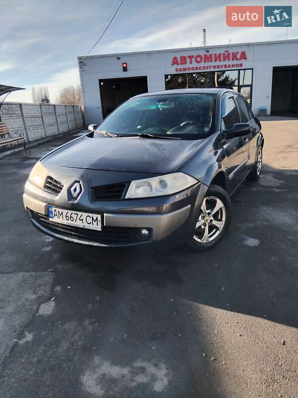 Седан Renault Megane 2006 в Любаре