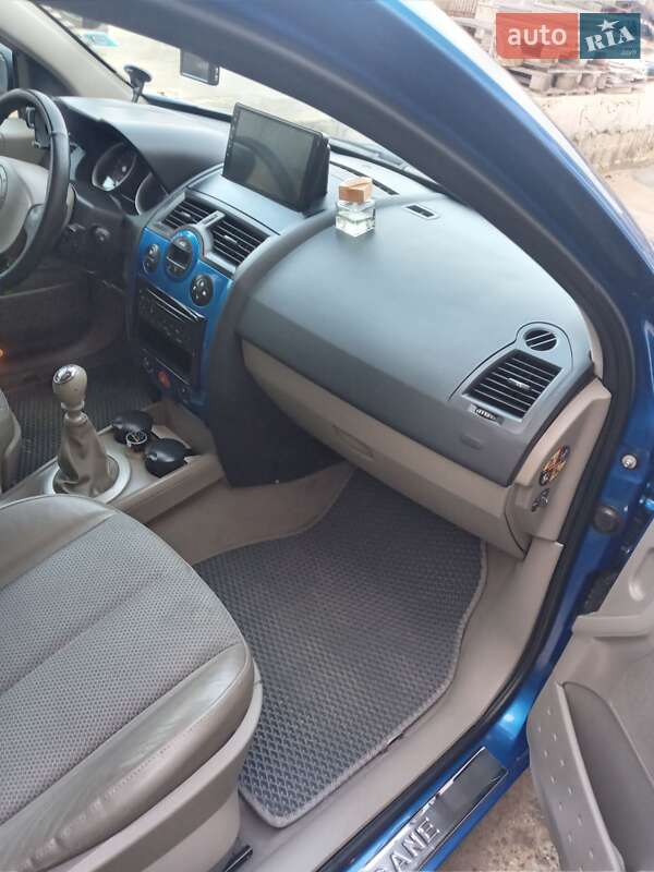 Универсал Renault Megane 2005 в Николаеве фото 36 Универсал Renault Megane 2005 в Николаеве