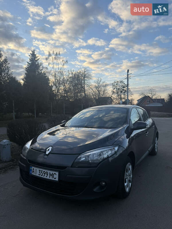 Renault Megane 2010 Renault Megane 2010