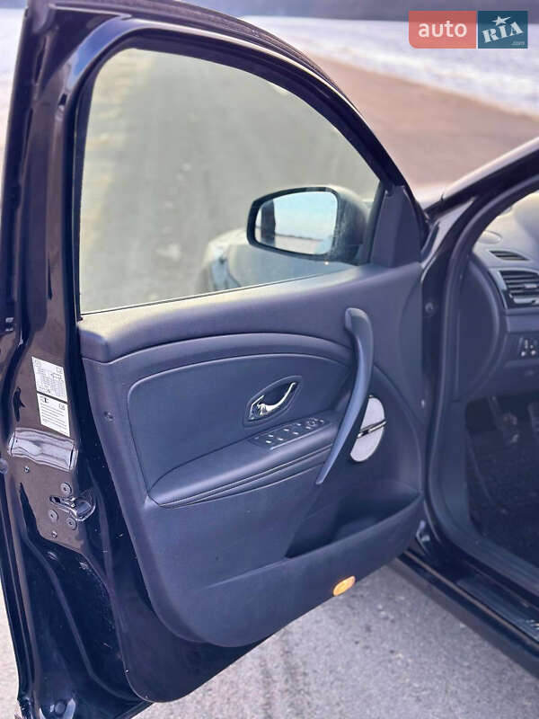 Хетчбек Renault Megane 2013 в Буську фото 7 Хетчбек Renault Megane 2013 в Буську