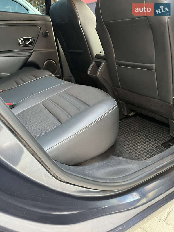 Універсал Renault Megane 2015 в Вараші