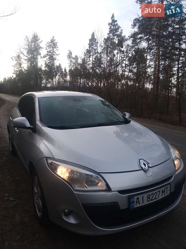Хетчбек Renault Megane 2011 в Бабинці