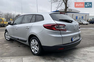 Универсал Renault Megane 2011 в 