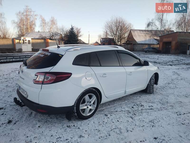 Універсал Renault Megane 2015 в Ромнах