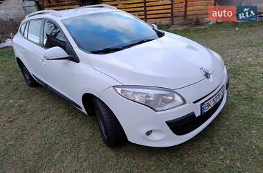 Универсал Renault Megane 2011 в Сарнах