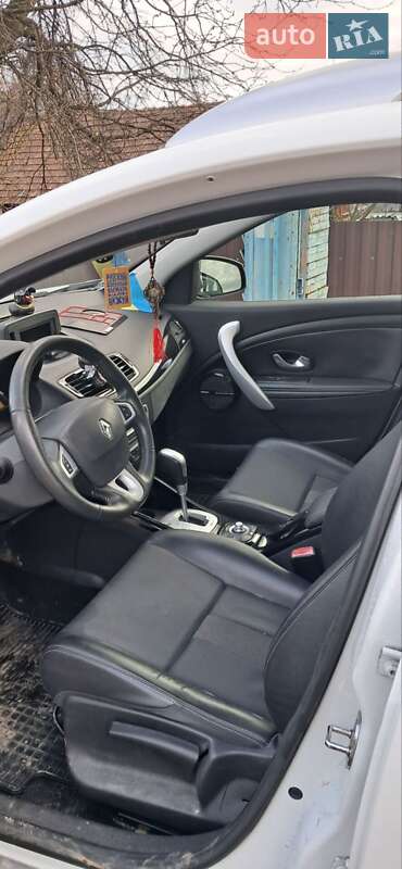 Универсал Renault Megane 2011 в Долине