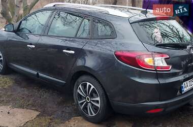 Универсал Renault Megane 2011 в 