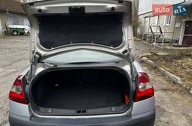 Седан Renault Megane 2004 в 
