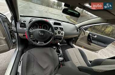 Седан Renault Megane 2004 в 