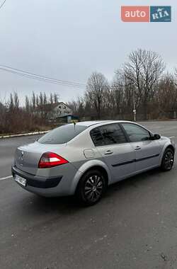 Седан Renault Megane 2004 в 