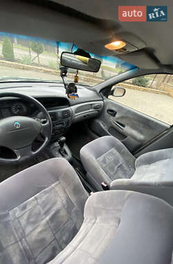 Седан Renault Megane 1999 в 