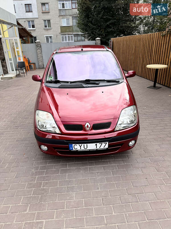 Хэтчбек Renault Megane 2003 в Казатине