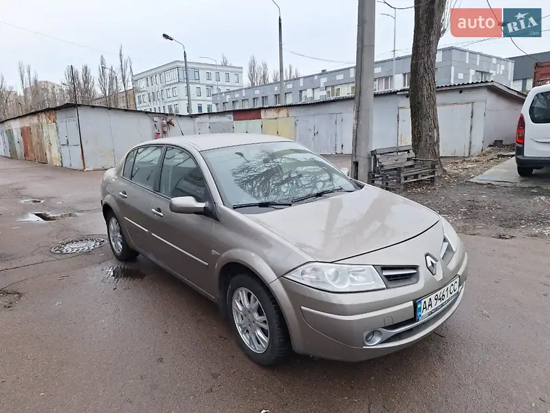 Седан Renault Megane 2008 в 