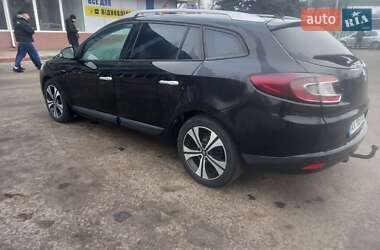 Универсал Renault Megane 2011 в 