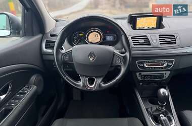 Хэтчбек Renault Megane 2015 в 