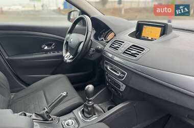 Хэтчбек Renault Megane 2015 в 