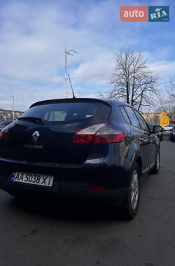 Хэтчбек Renault Megane 2008 в 