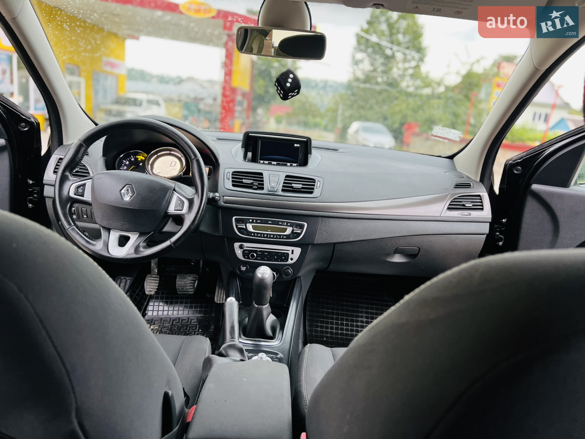 2012 Renault Megane - мініатюра 12