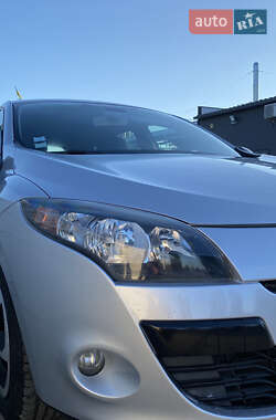 Универсал Renault Megane 2011 в Буске