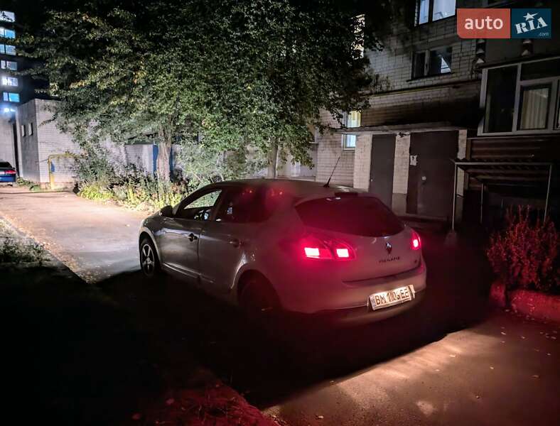 Хэтчбек Renault Megane 2015 в Конотопе фото 11 Хэтчбек Renault Megane 2015 в Конотопе