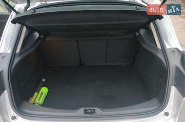 Хэтчбек Renault Megane 2012 в 