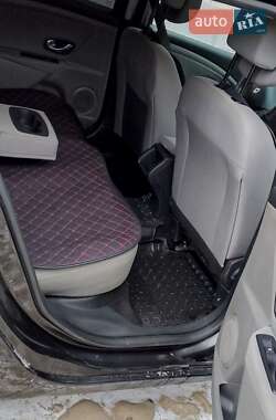 Универсал Renault Megane 2010 в 
