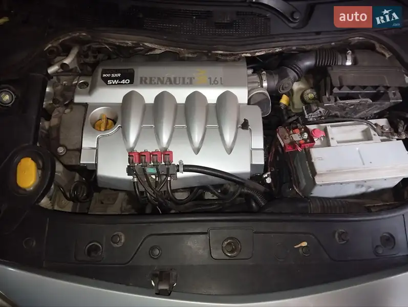 Седан Renault Megane 2004 в 